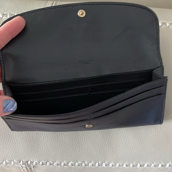 Coach Signature Leather deep Navy Blue wallet with gold accent - Picture 4 of 9